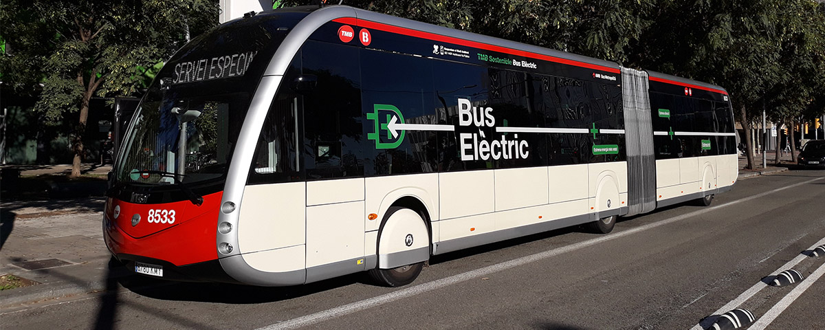 Los primeros autobuses Irizar de 18m, 100% eléctricos, cero emisiones circularán por la ciudad de Barcelona a partir de Diciembre